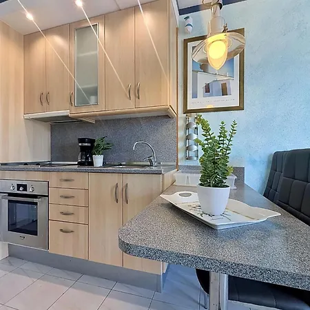 Club Nautic-17 By Interhome *