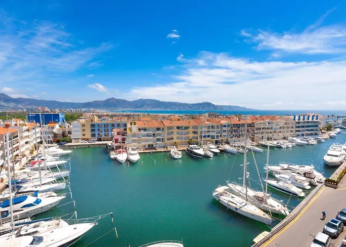 Club Nautic-17 By Interhome *